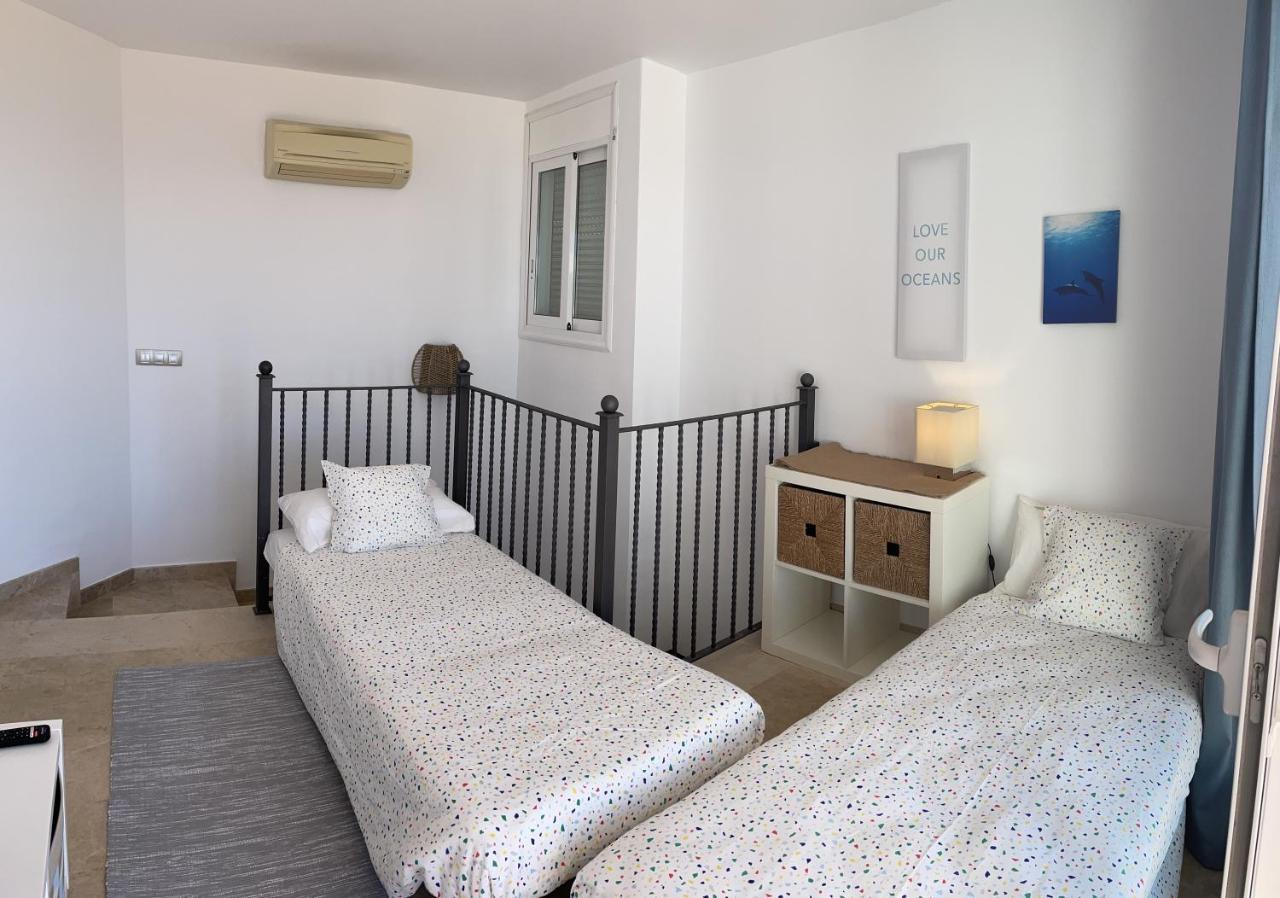 Amazing Duplex With Large Terrace And Sea Views Apartment Puerto de Santiago  Bagian luar foto