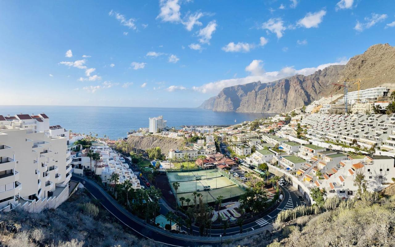 Amazing Duplex With Large Terrace And Sea Views Apartment Puerto de Santiago  Bagian luar foto