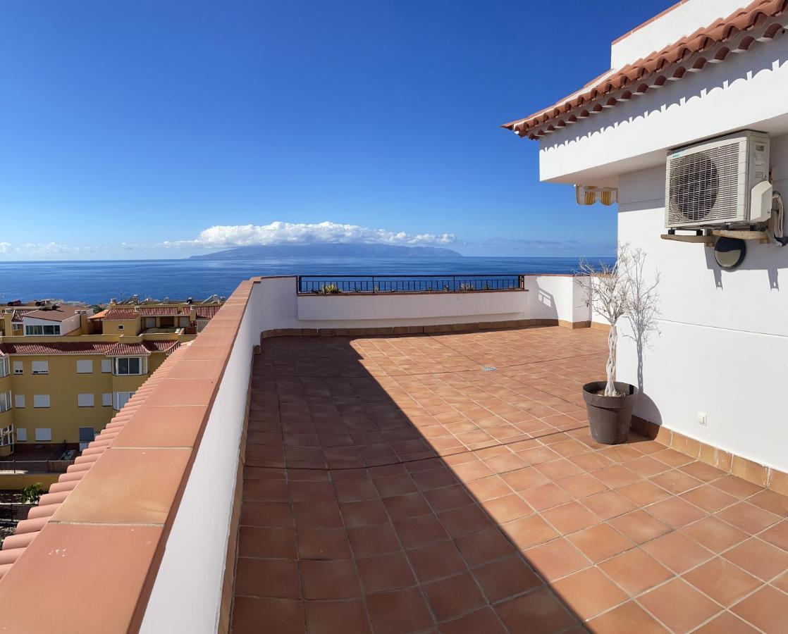 Amazing Duplex With Large Terrace And Sea Views Apartment Puerto de Santiago  Bagian luar foto