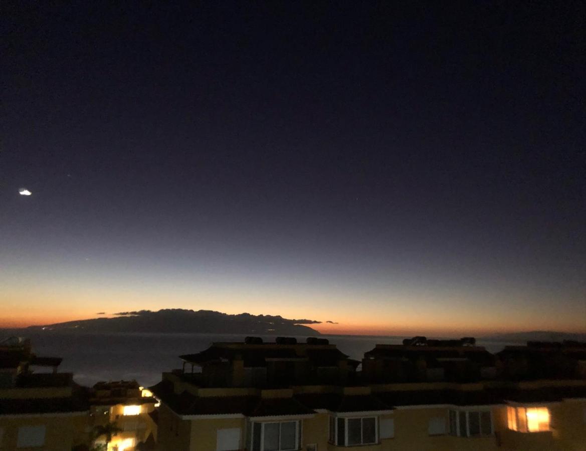 Amazing Duplex With Large Terrace And Sea Views Apartment Puerto de Santiago  Bagian luar foto