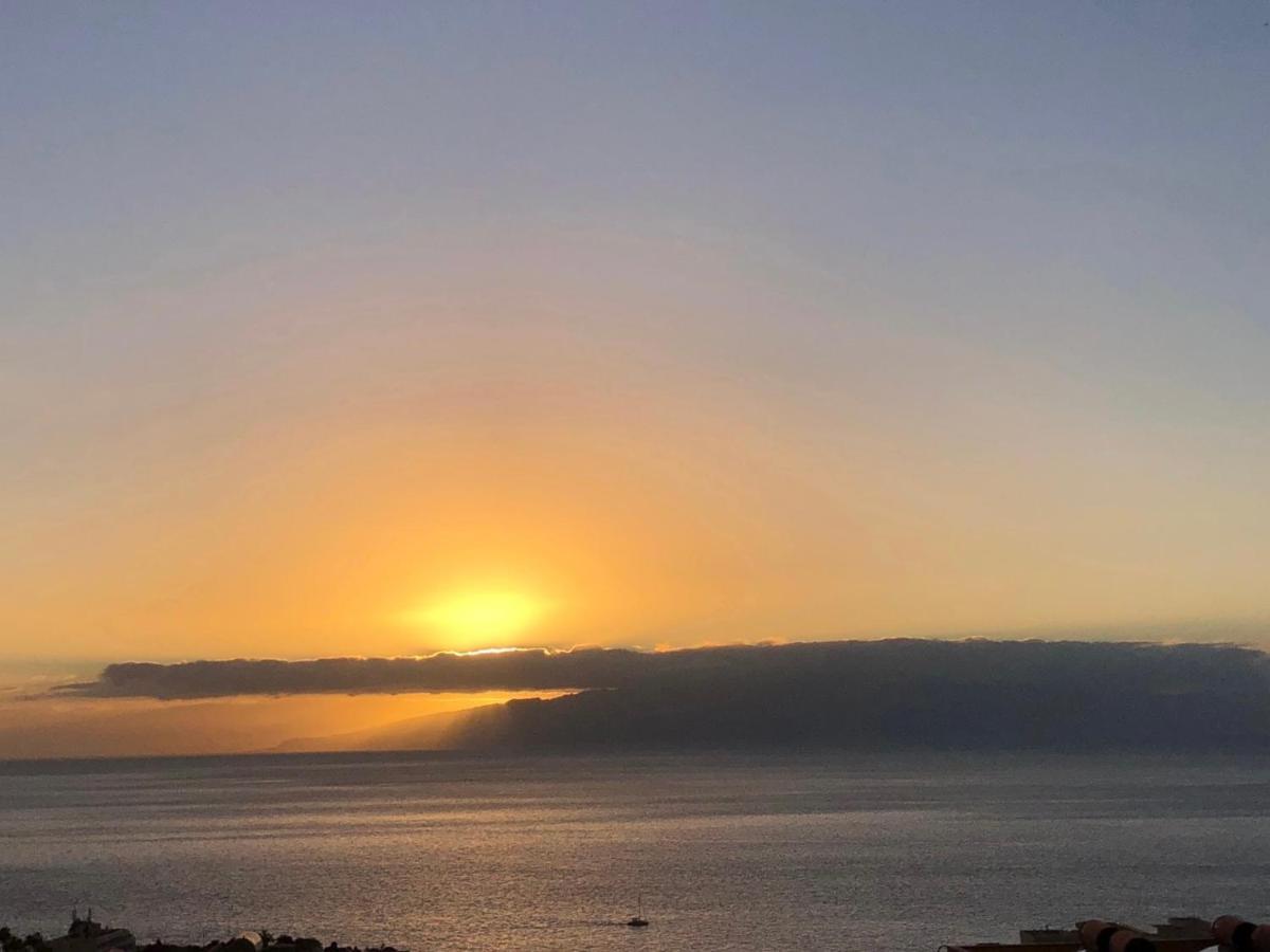 Amazing Duplex With Large Terrace And Sea Views Apartment Puerto de Santiago  Bagian luar foto